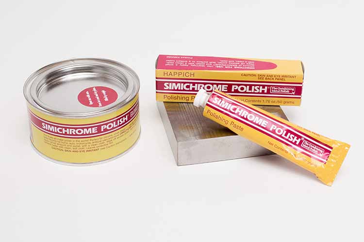 SIC-999-040-02 Simichrome Metal Polish - 7 oz can